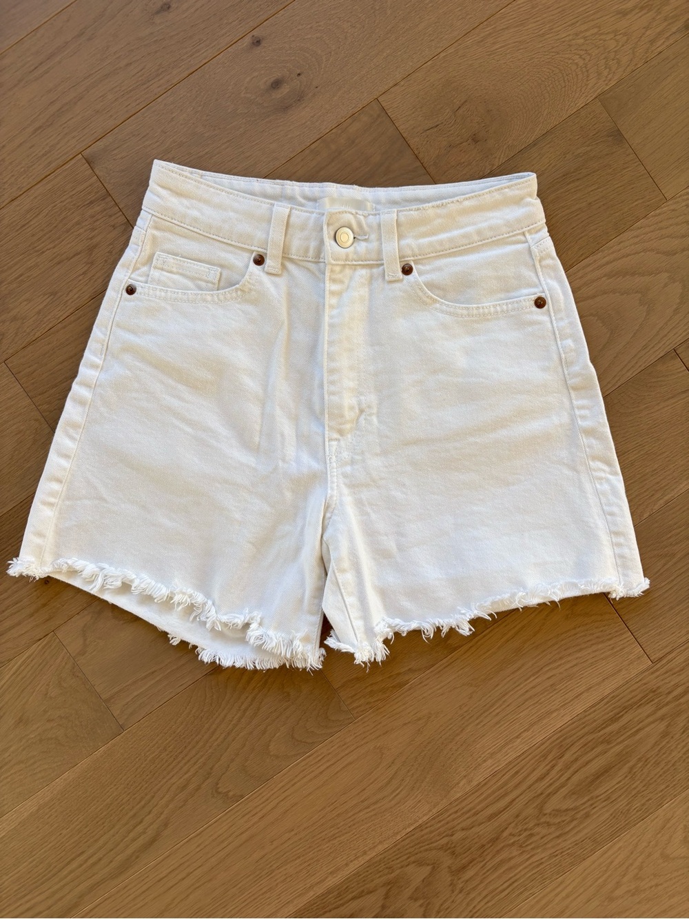 H&M White High-Rise Denim Shorts with Frayed Hem